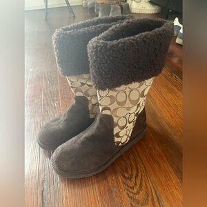 Coach Kally  brown/tan suede/canvas boots with faux fur size 8